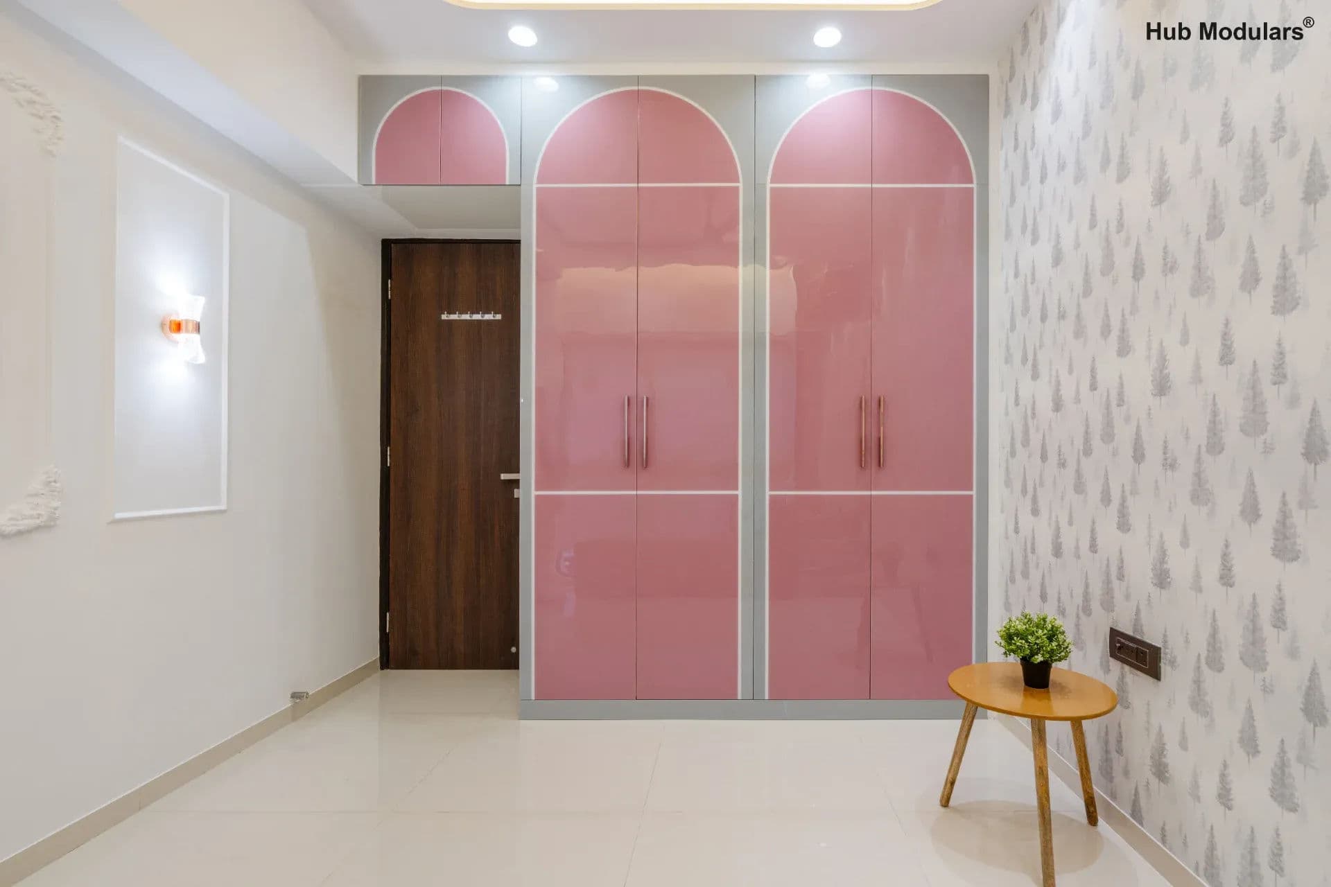 MS. Ankita Pardeshi Wardrobe