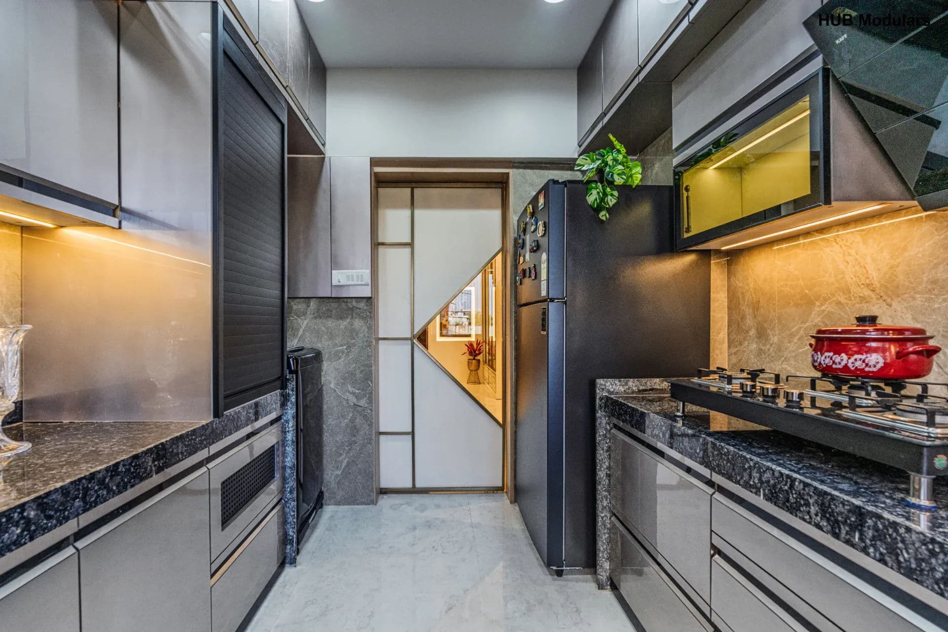 MR. Collin Lopes Modular Kitchen