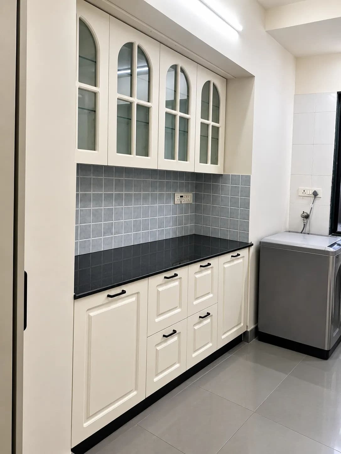 Mrs. Prajakta Patil, Thane - Modular Kitchen